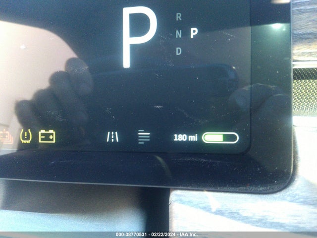 Rivian R1s Adventure 2023 7PDSGABA5PN027345 Image 18