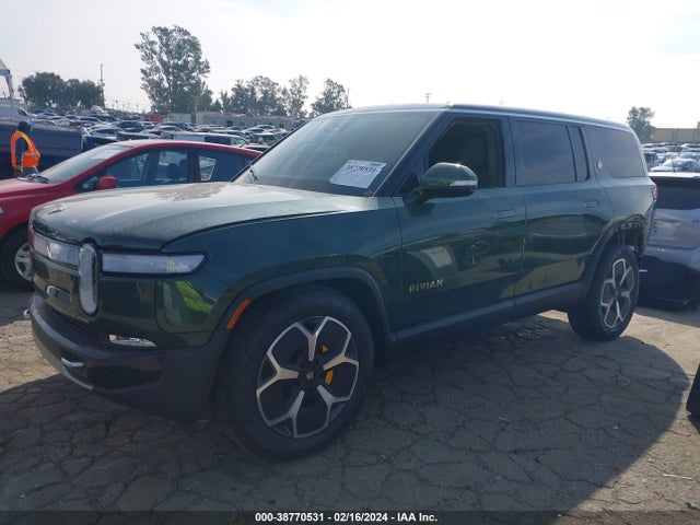 Rivian R1s Adventure 2023 7PDSGABA5PN027345 Image 2
