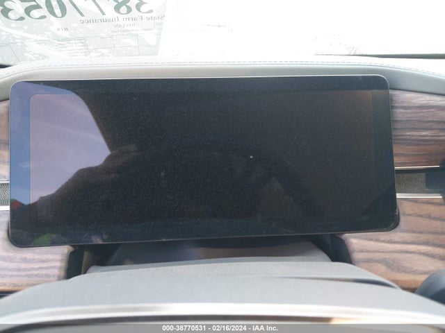 Rivian R1s Adventure 2023 7PDSGABA5PN027345 Image 7