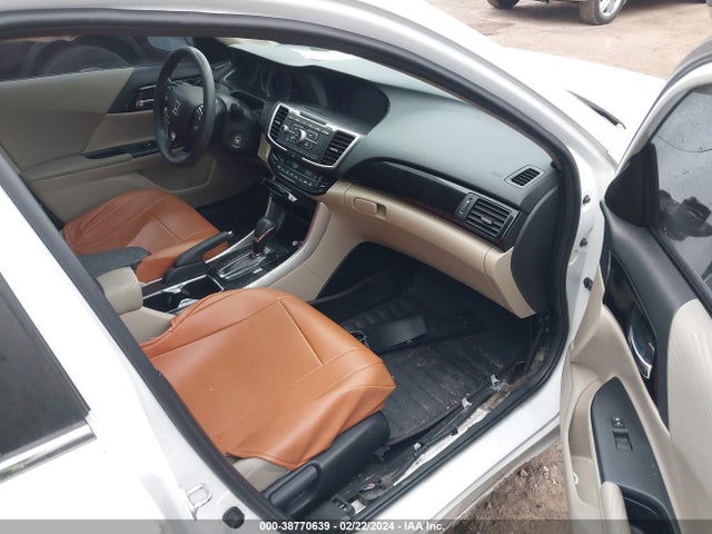 Honda ACCORD LX 2017 1HGCR2F36HA197666 Image 5