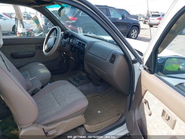 2000 TOYOTA TACOMA VIN: 5TEVL52NXYZ706097