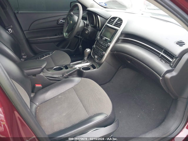 Chevrolet MALIBU 1LT 2015 1G11C5SL2FF220822 Image 5