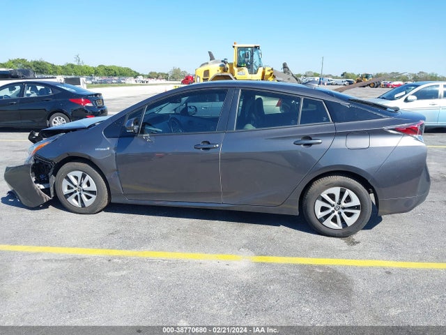 Toyota Prius Four 2016 JTDKARFU0G3503623 Image 14
