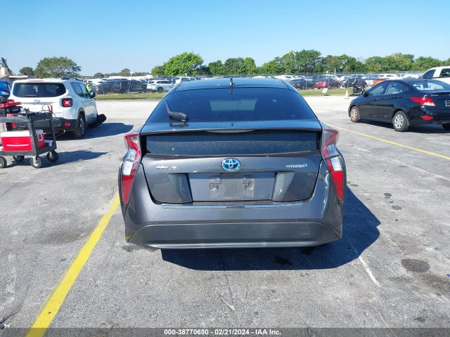 Toyota Prius Four 2016 JTDKARFU0G3503623 Image 16