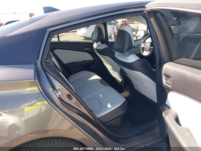 Toyota Prius Four 2016 JTDKARFU0G3503623 Image 8