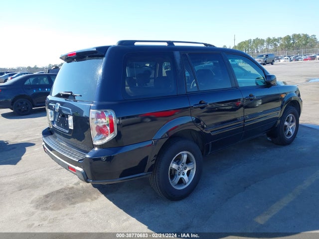 2006 HONDA PILOT EX-L VIN: 5FNYF28596B017967