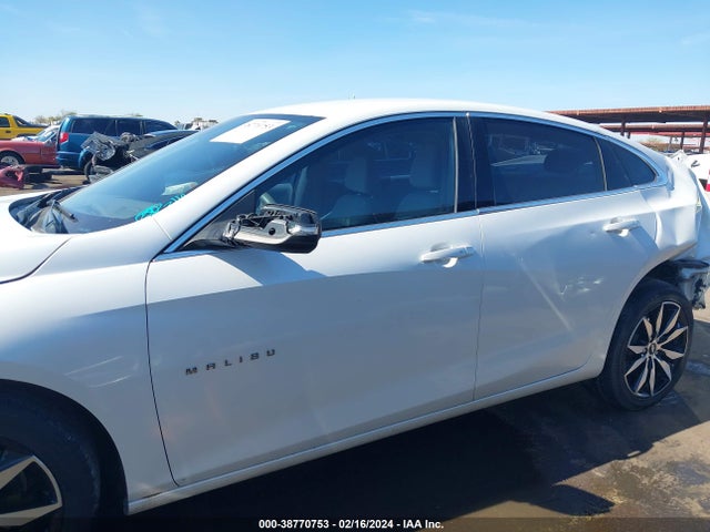 Chevrolet MALIBU 2LT 2016 1G1ZF5SX5GF200837 Image 15
