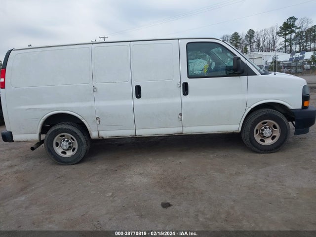 Chevrolet Express 2500 Work Van 2019 1GCWGAFP7K1242278 Image 13