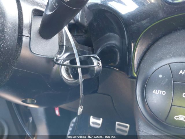 2013 FIAT 500 3C3CFFFH7DT529227 Photo 10