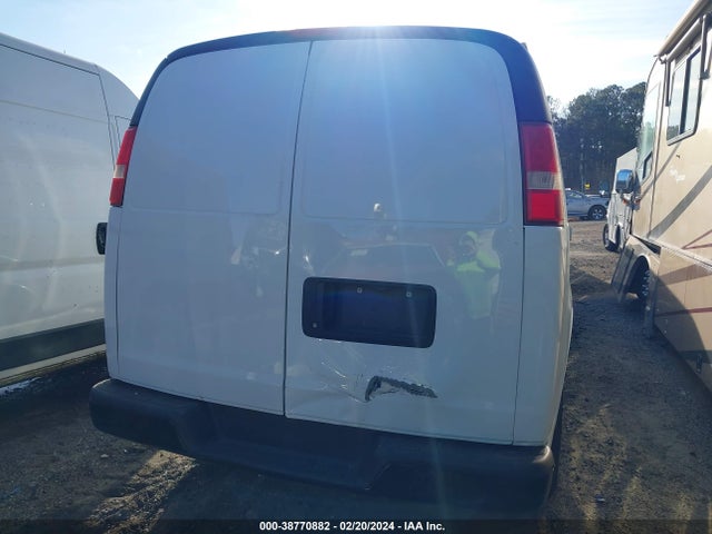 Chevrolet Express 2500 Work Van 2017 1GCWGAFF6H1204198 Image 16
