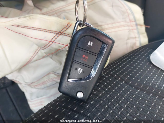 Toyota COROLLA IM 2017 JTNKARJE9HJ540890 Image 11