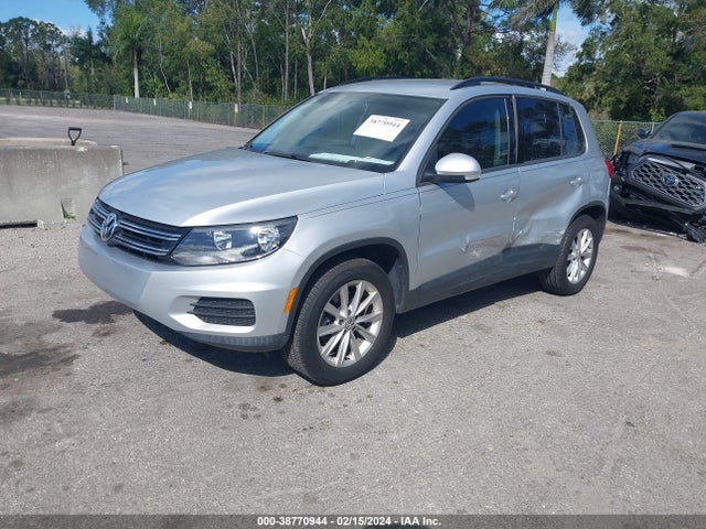 WVGAV7AX5HK053251 Volkswagen Tiguan 2.0t/2.0t S
