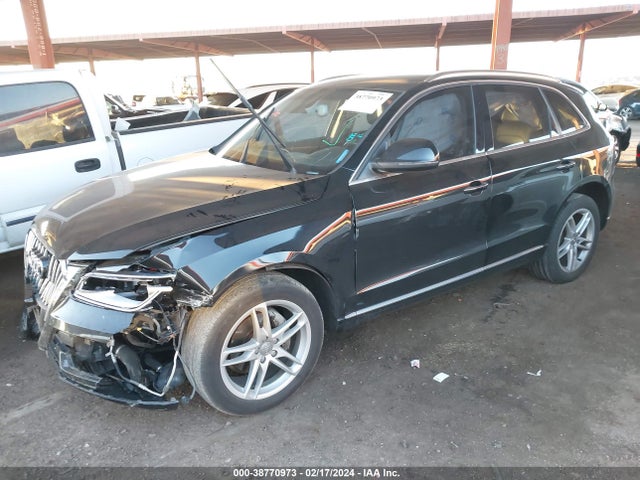 Audi Q5 2.0t Premium 2015 WA1LFAFP2FA049669 Image 2