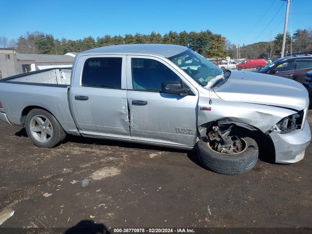 RAM 1500 Express  4x4 5'7 Box 2018 1C6RR7KT7JS142176 Image 14