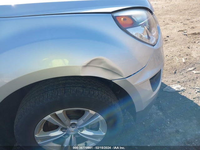 Chevrolet EQUINOX LS 2017 2GNALBEKXH1605345 Image 13