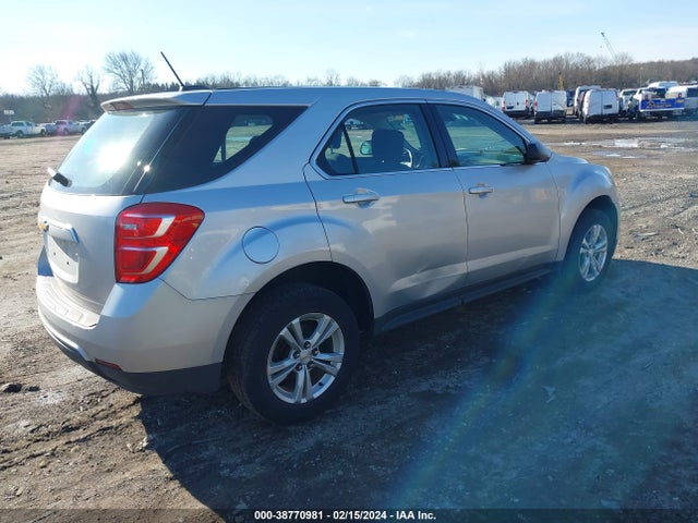 Chevrolet EQUINOX LS 2017 2GNALBEKXH1605345 Image 4