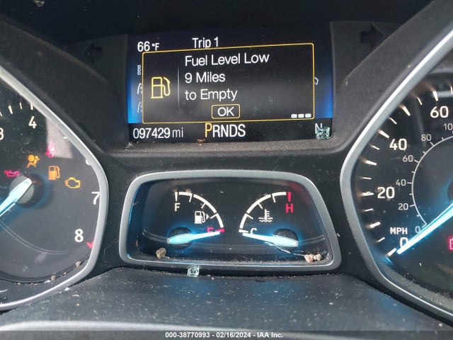 Ford ESCAPE S 2017 1FMCU0F74HUB74269 Image 7