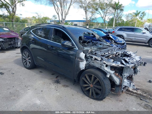 2019 JAGUAR E-PACE SADFM2GX1K1Z43304 Photo 0