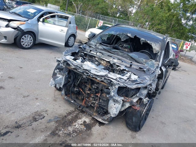 2019 JAGUAR E-PACE SADFM2GX1K1Z43304 Photo 5