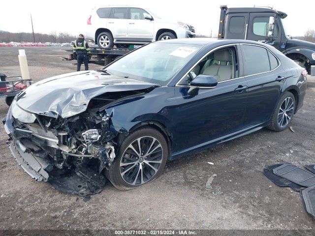 Toyota CAMRY SE 2019 4T1B11HK7KU736488 Image 2