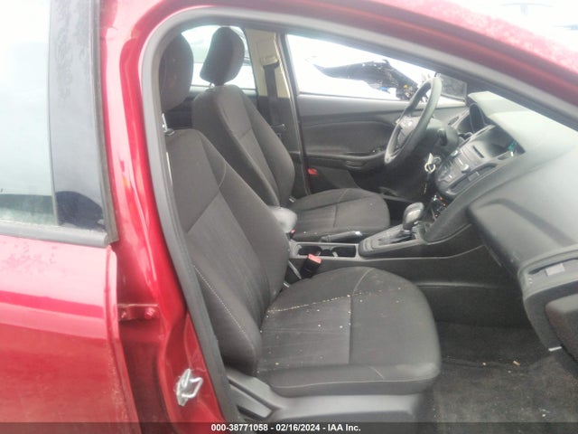 2017 FORD FOCUS SE VIN: 1FADP3F23HL244023