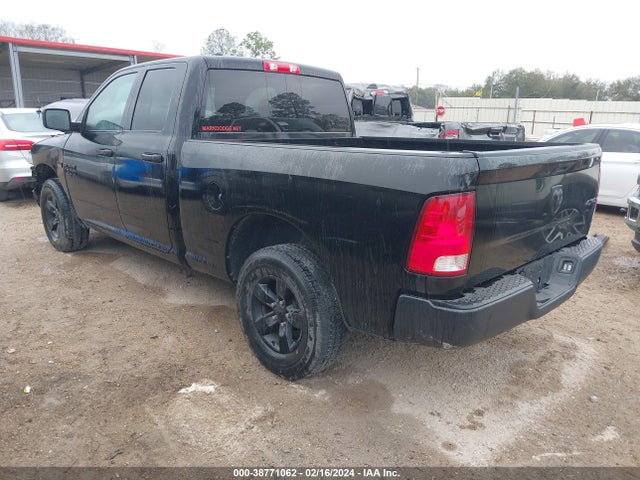1C6RR7FT7MS566763 RAM 1500 Classic Tradesman Quad Cab 4x4 6'4 Box