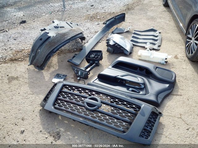 1N6BA1F48KN507138 Nissan Titan Xd Sv Diesel