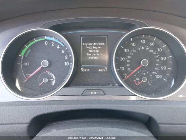 WVWKP7AU8GW916625 Volkswagen E-golf Se