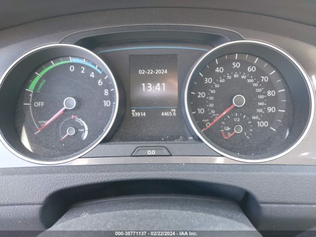 WVWKP7AU8GW916625 Volkswagen E-golf Se