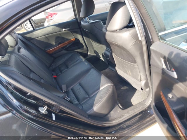 2011 HONDA ACCORD 3.5 EX-L VIN: 1HGCP3F84BA015896