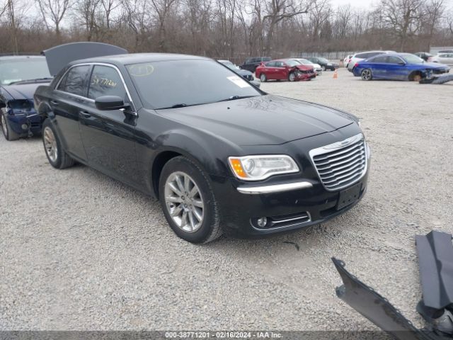 Auction sale of the 2013 Chrysler 300, vin: 2C3CCAAGXDH513655, lot number: 38771201