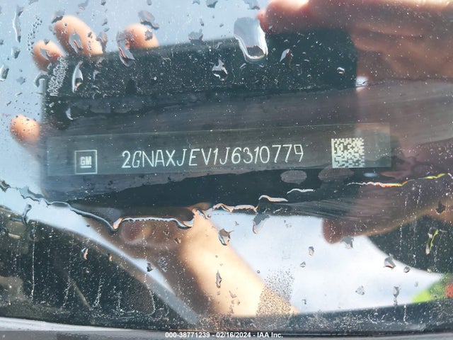 Chevrolet EQUINOX LT 2018 2GNAXJEV1J6310779 Image 9