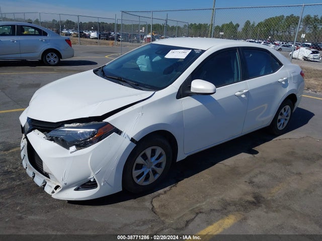 Toyota COROLLA L 2017 5YFBURHE3HP735199 Image 2