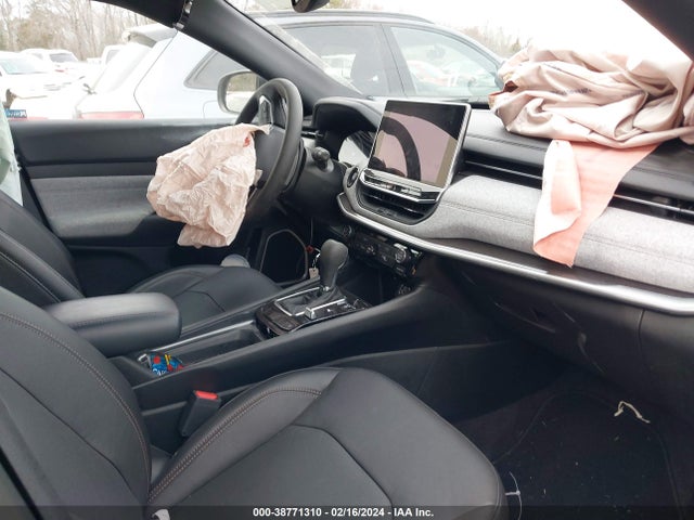 3C4NJDFN2PT521232 Jeep Compass Latitude Lux Fwd