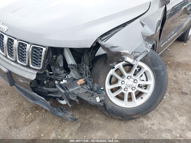 Jeep Grand Cherokee Laredo E 4x4 2018 1C4RJFAG6JC507083 Image 6