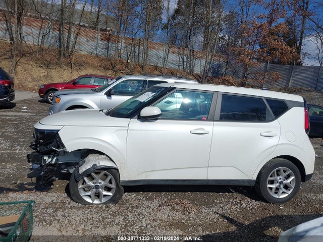 KIA SOUL LX 2023 KNDJ23AU9P7843732 Image 14