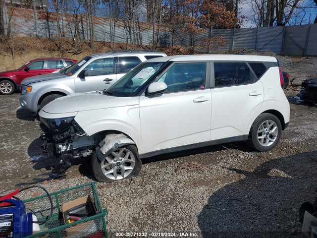 KIA SOUL LX 2023 KNDJ23AU9P7843732 Image 2