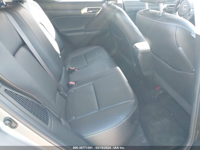 JTHKD5BH7H2295884 Lexus CT 200H
