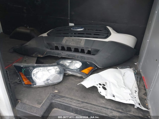 Ford Transit-250 2019 1FTYR2ZM7KKB17267 Image 12