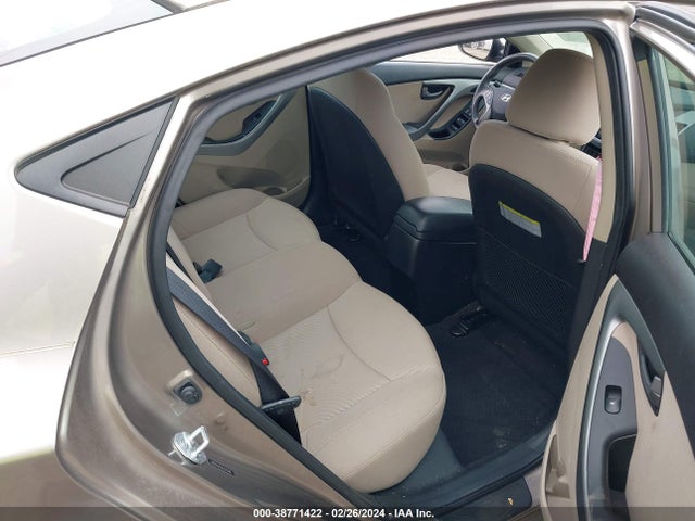 2014 HYUNDAI ELANTRA SE VIN: 5NPDH4AE0EH545489