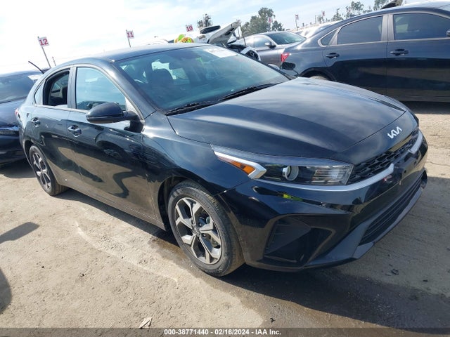 KIA Forte Lxs 2023 3KPF24AD0PE656116 Image 1