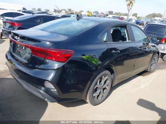 KIA Forte Lxs 2023 3KPF24AD0PE656116 Image 4