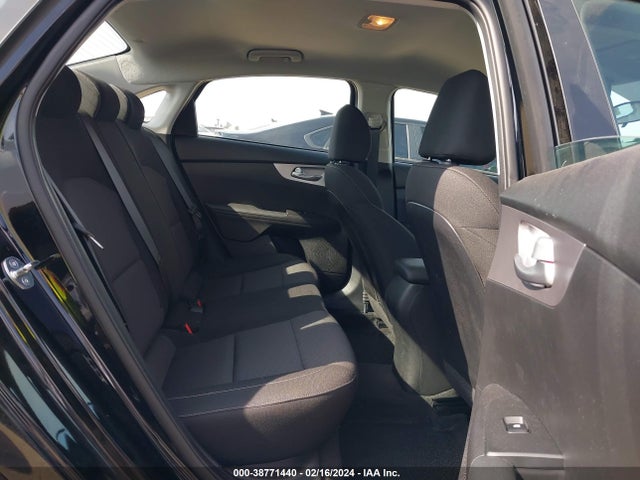 KIA Forte Lxs 2023 3KPF24AD0PE656116 Image 8