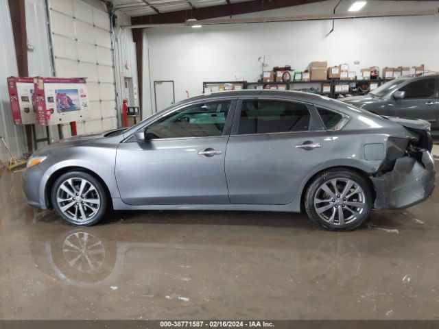 1N4AL3AP2JC139786 Nissan Altima 2.5 Sr