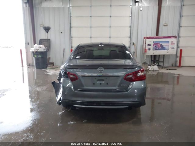 1N4AL3AP2JC139786 Nissan Altima 2.5 Sr