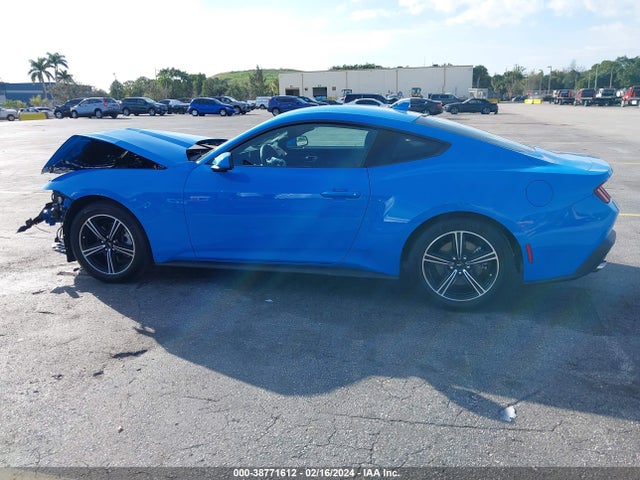 Ford Mustang Ecoboost Fastback 2024 1FA6P8TH2R5111807 Image 14