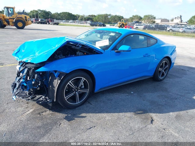 Ford Mustang Ecoboost Fastback 2024 1FA6P8TH2R5111807 Image 2