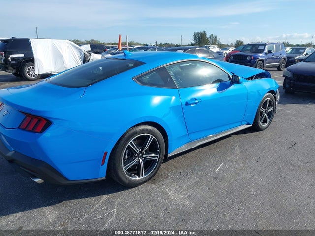Ford Mustang Ecoboost Fastback 2024 1FA6P8TH2R5111807 Image 4