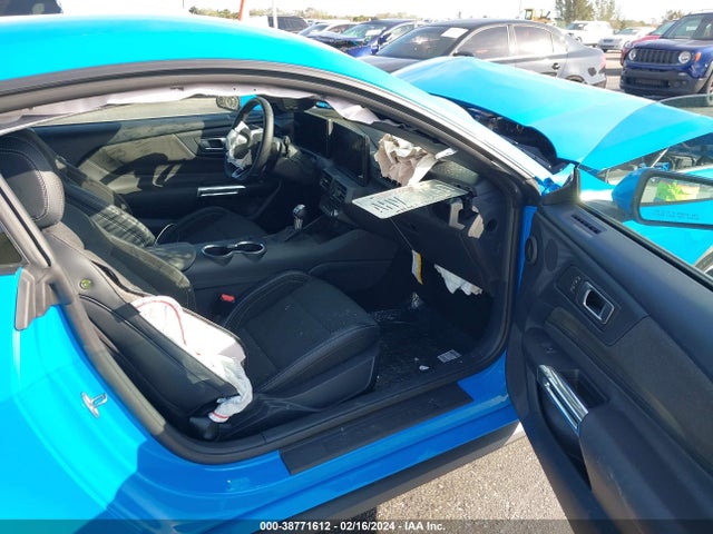 Ford Mustang Ecoboost Fastback 2024 1FA6P8TH2R5111807 Image 5