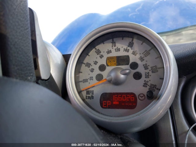 2005 MINI COOPER S WMWRE33555TG96524 Photo 6